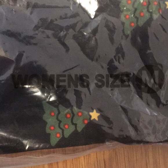 Never Opened Christmas Tree Leggings - Picture 3 of 4